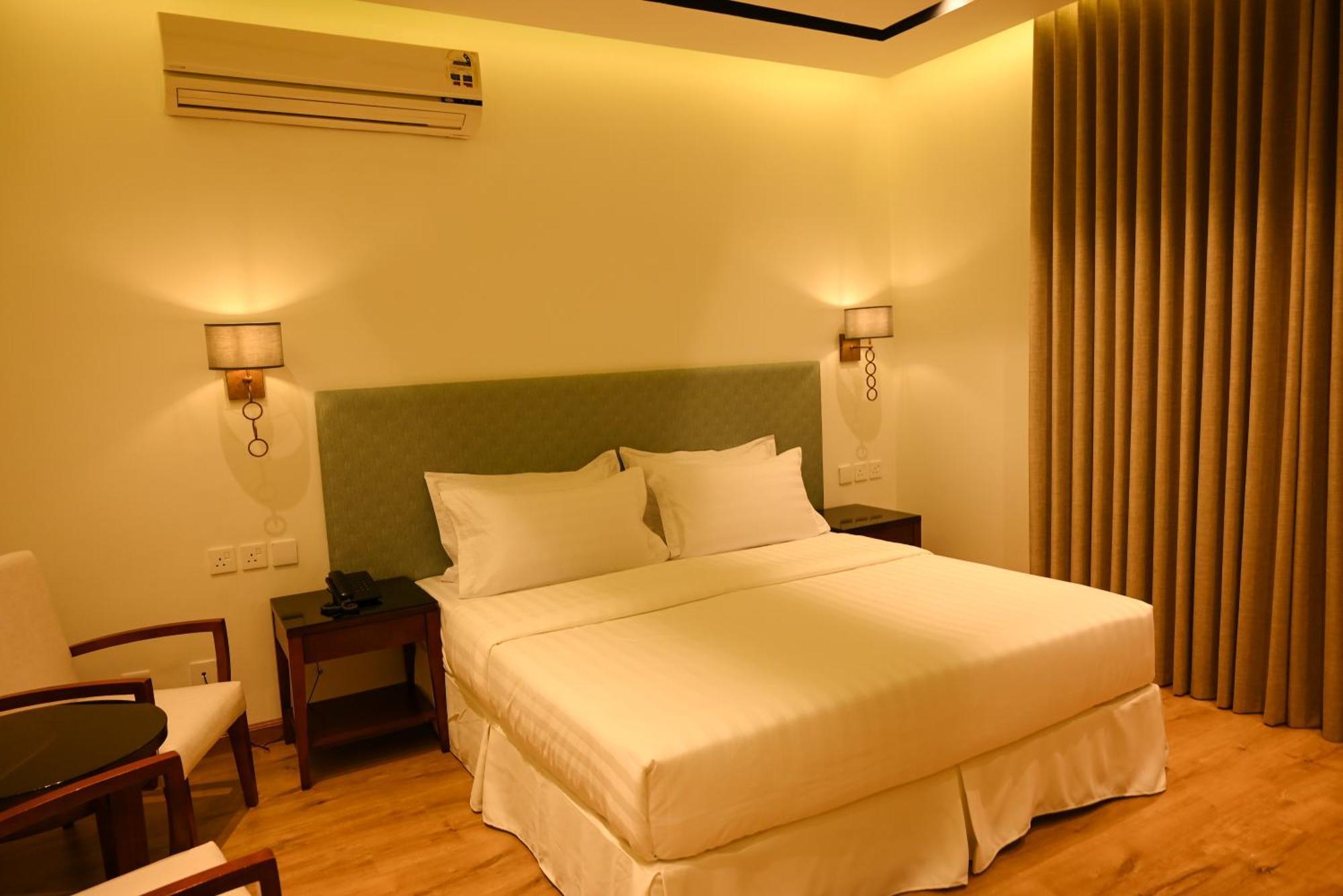Villa Misk Dammam Luaran gambar